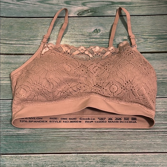 Coobie Lace Bandeau in Soft Brown - Picture 2 of 3